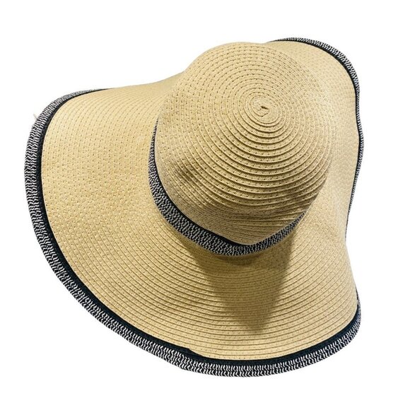 Tickled Pink Floppy Super Wide Brim Straw Sun Hat Foldable main image 10